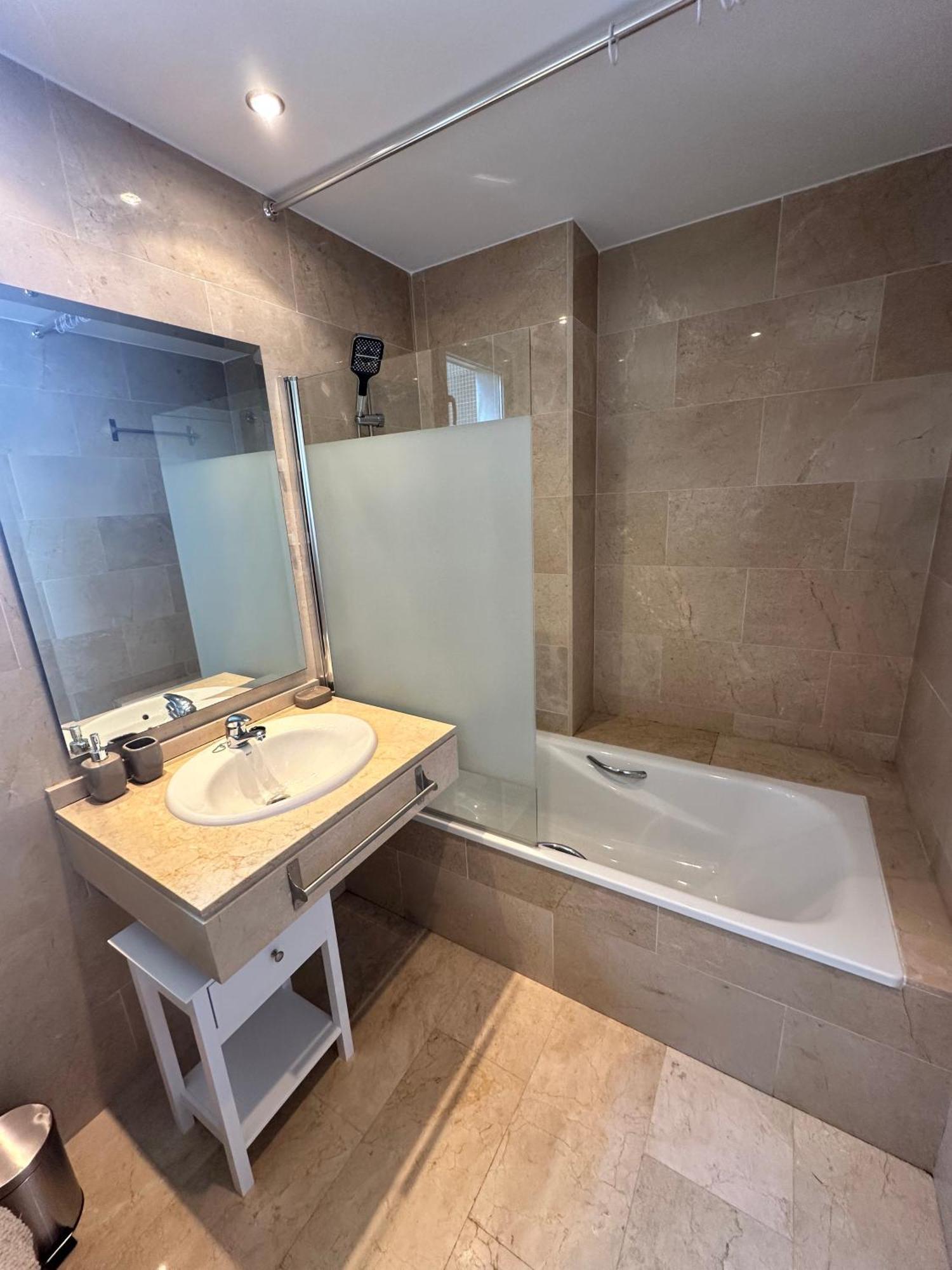 Apartamento Luxury 3 Bdr By The Beach *